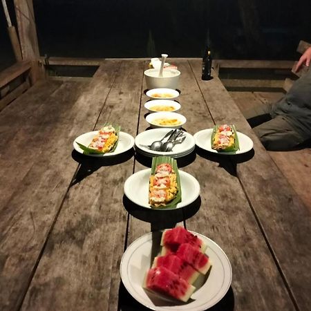 Palambak Paradise Resort Pulau Banyak Pulau Palambakbesar エクステリア 写真