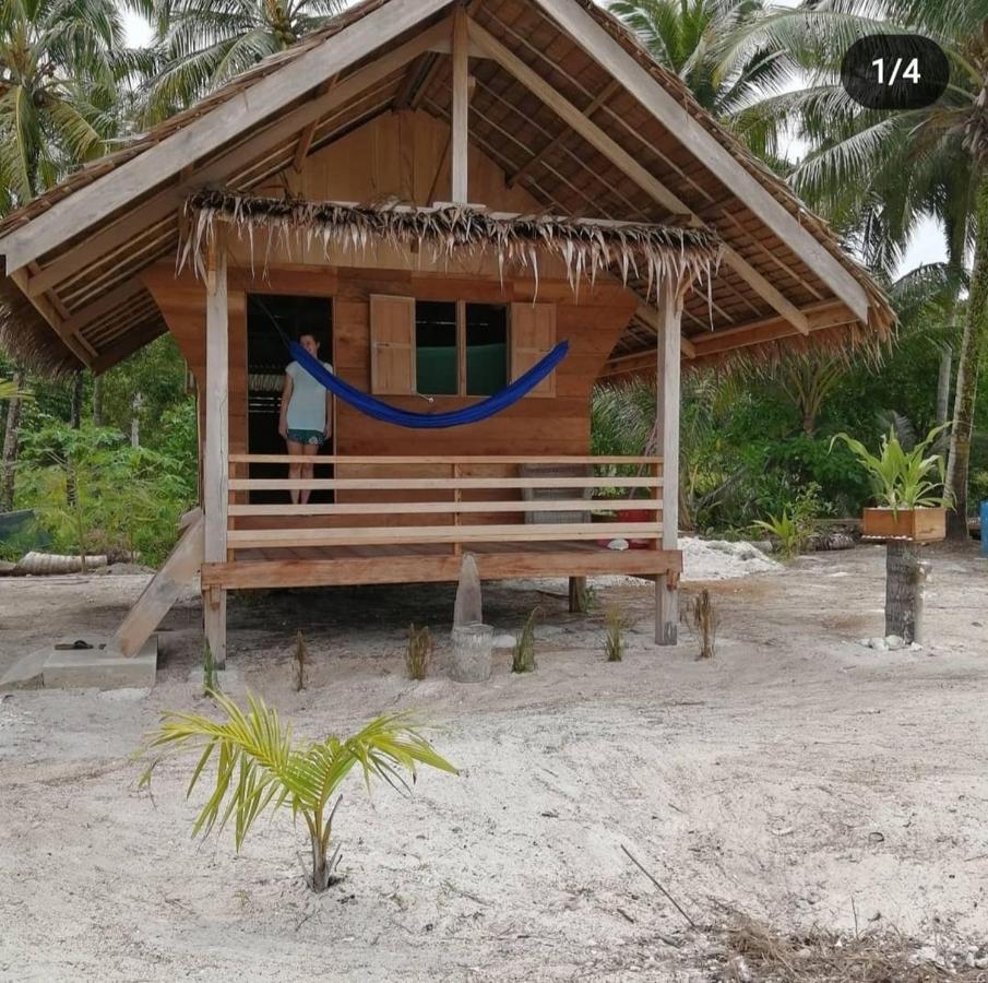 Palambak Paradise Resort Pulau Banyak Pulau Palambakbesar エクステリア 写真