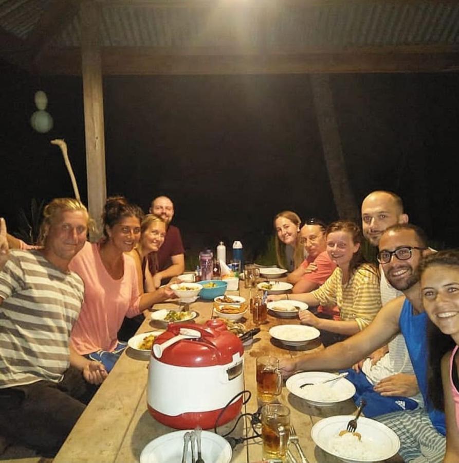 Palambak Paradise Resort Pulau Banyak Pulau Palambakbesar エクステリア 写真